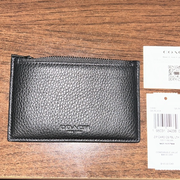 Coach black leather card holder NWT - Picture 2 of 3